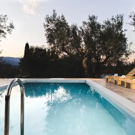 Giannas Pool House Σπίτι διακοπών