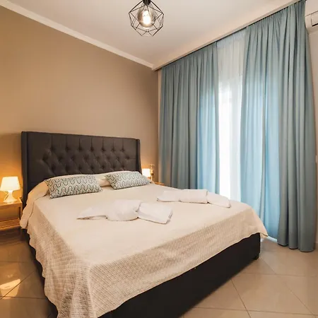 Giannas Pool House Σπίτι διακοπών Βανάτο