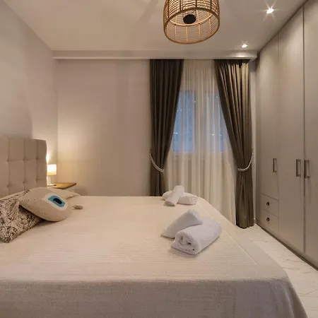 Giannas Pool House * Βανάτο